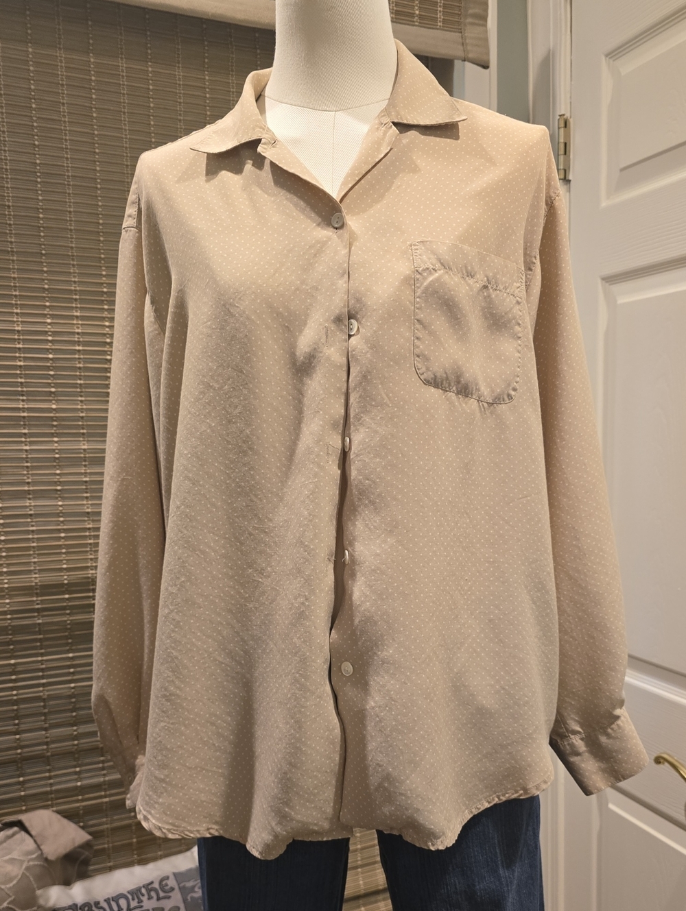 GAP Beige Women's Casual Button-Down Shirt
